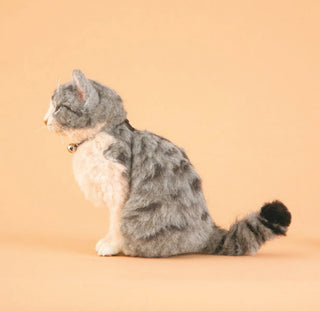 Hamanaka Realistic Cat Kit- Grey Tabby Cat- (Sabatora) Japanese & English Instructions