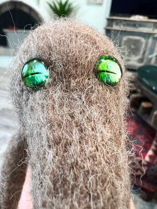 10 mm realistic, amazingly detailed, glass cabochon animal/reptile eyes with pins