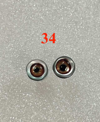 6.6 mm amazingly detailed, glass cabochon reptile/animal eyes with pins