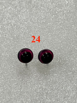 6.6 mm amazingly detailed, glass cabochon reptile/animal eyes with pins
