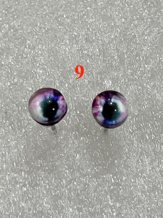 6.6 mm amazingly detailed, glass cabochon reptile/animal eyes with pins