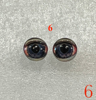 10 mm realistic, amazingly detailed, glass cabochon animal/reptile eyes with pins