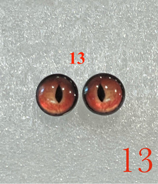 10 mm realistic, amazingly detailed, glass cabochon animal/reptile eyes with pins