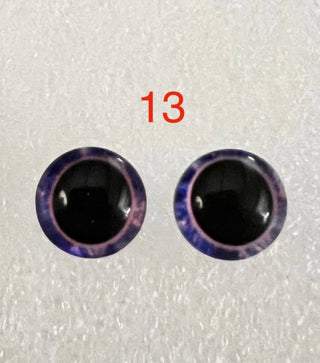 10 mm amazingly detailed, glass cabochon animal/reptile eyes with pins