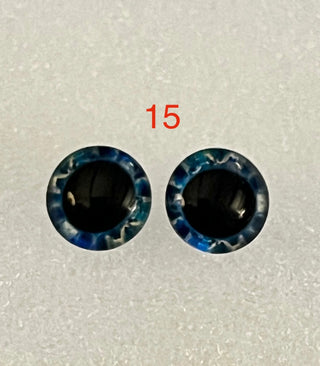 10 mm amazingly detailed, glass cabochon animal/reptile eyes with pins