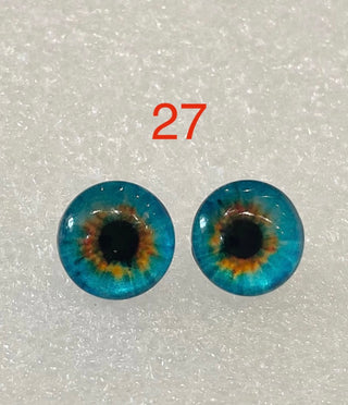 10 mm amazingly detailed, glass cabochon animal/reptile eyes with pins
