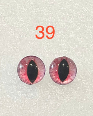10 mm amazingly detailed, glass cabochon animal/reptile eyes with pins
