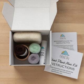 Ghost Plant Succulent Felting Kit (Level 1 Kit)