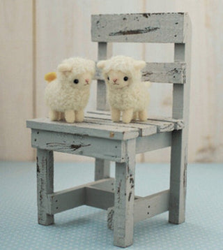 Hamanaka Needle Felting Kit- 2 Little Sheep Felt Wool Mascot #288 (ENGLISH)