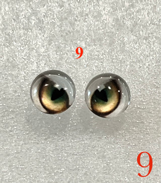 10 mm realistic, amazingly detailed, glass cabochon animal/reptile eyes with pins
