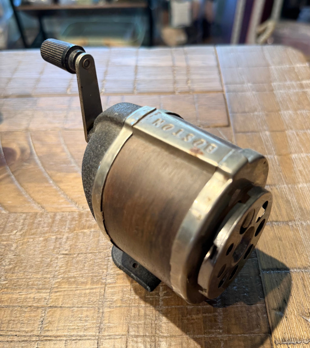 Vintage Woodgrain Boston Pencil Sharpener – The Felted Desert